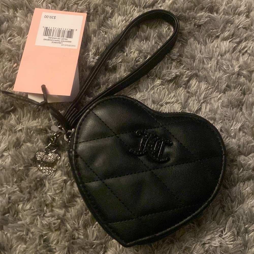 Wristlet